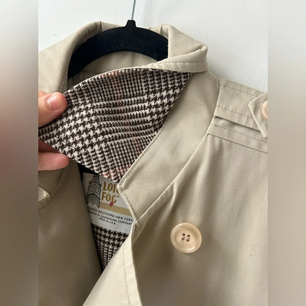 London Fog classic removable liner tan trench coat - Picture 9 of 13